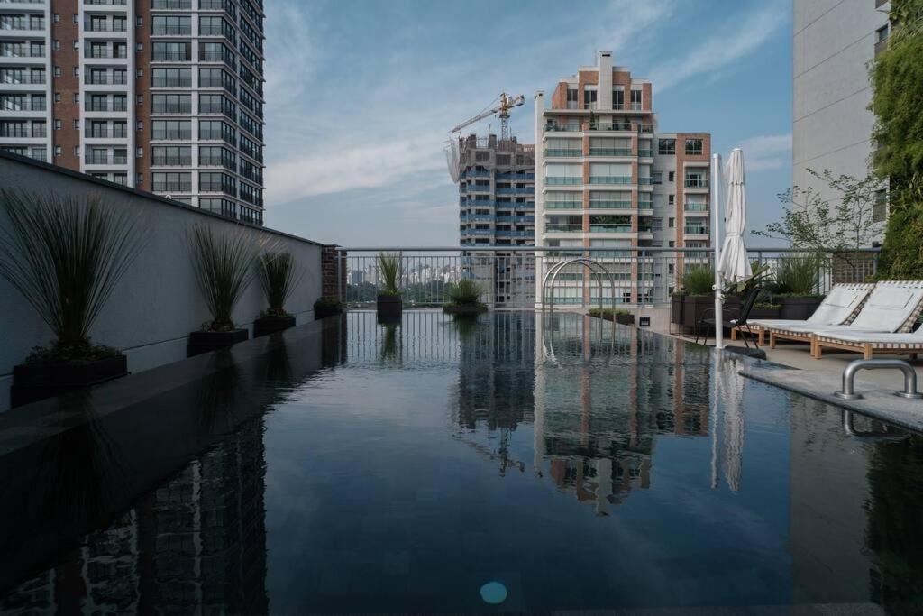Apartment 808 Id Jauaperi *